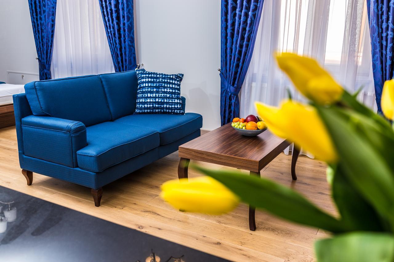 Apartamenty Glamour เชอวีซ ภายนอก รูปภาพ
