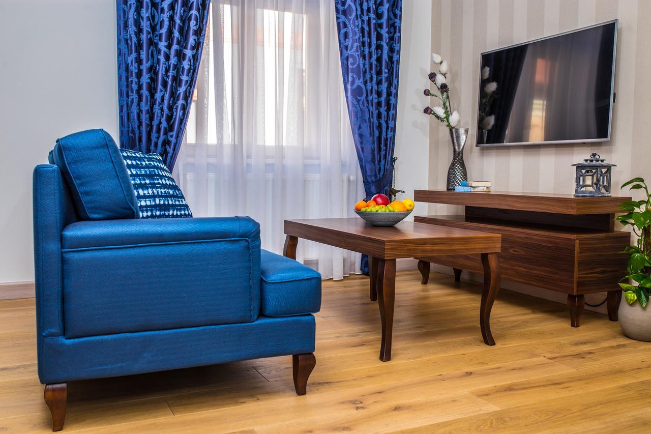 Apartamenty Glamour เชอวีซ ภายนอก รูปภาพ