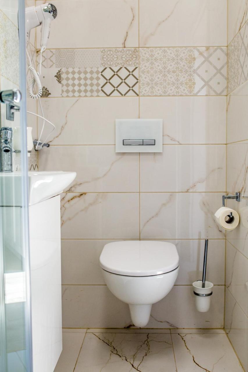 Apartamenty Glamour เชอวีซ ภายนอก รูปภาพ